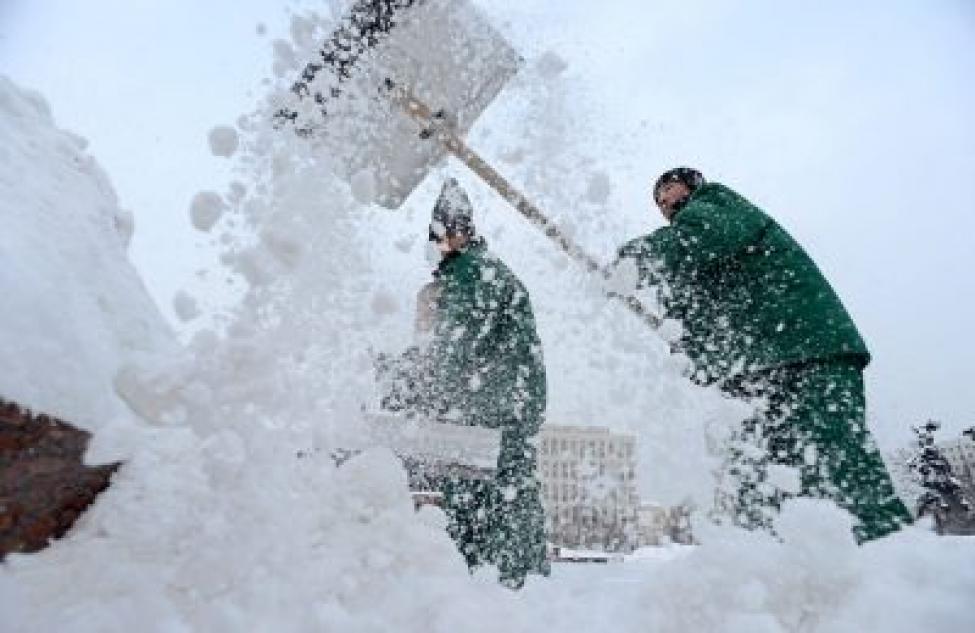 В Кочковском районе борются со снегом