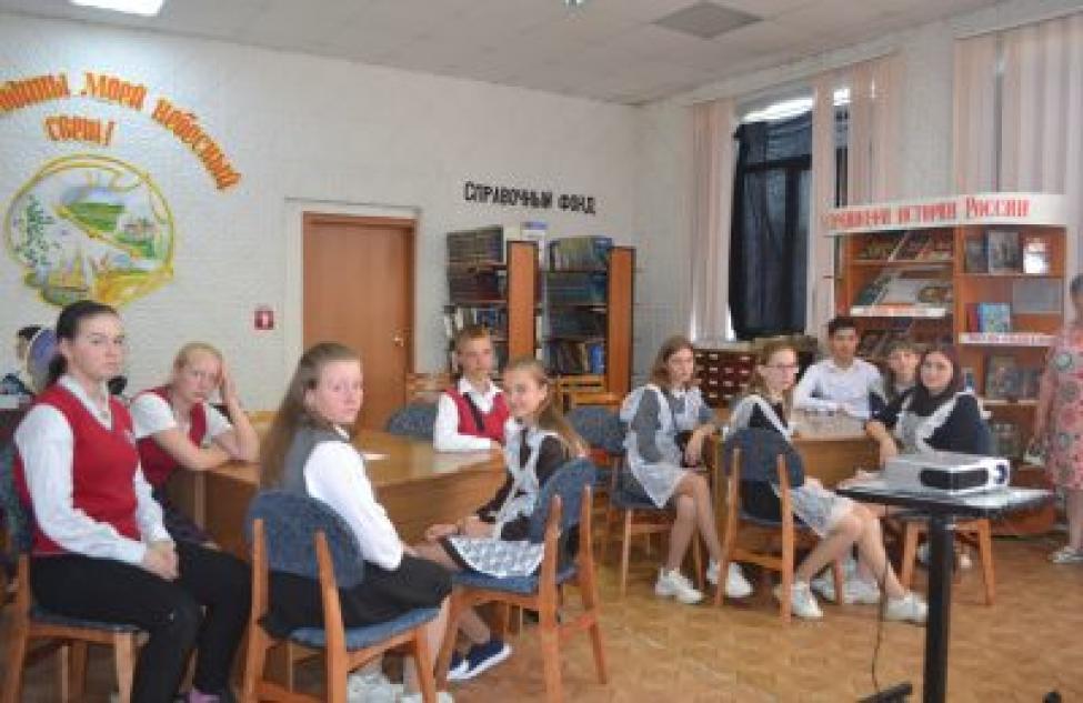 Знания избирательного права проверили у учащихся в Кочковском районе