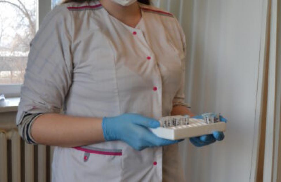 В Кочковском районе в ФАПах и центральной больнице активно проходит вакцинация жителей