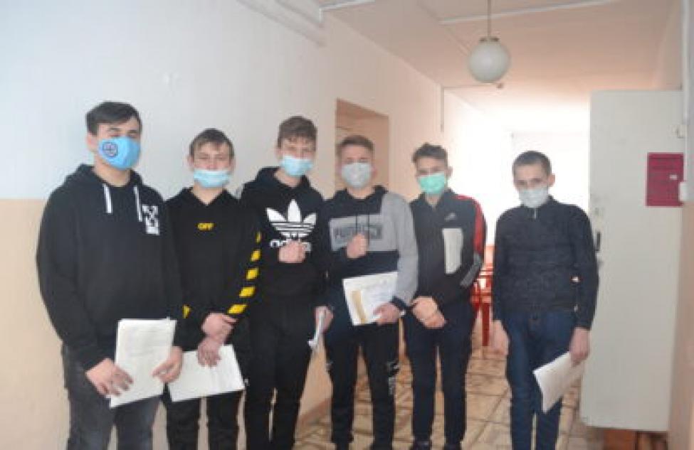 Призывников Кочковского района обследовали медики