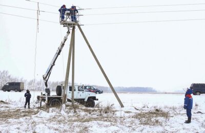 АО «РЭС» значительно повысило надежность электроснабжения потребителей в поселке Молот
