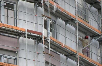 Размер аванса для подрядчиков капремонта многоквартирных домов увеличат