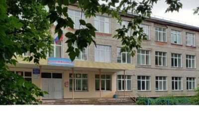 Новая тротуарная плитка появится в Кочковской школе