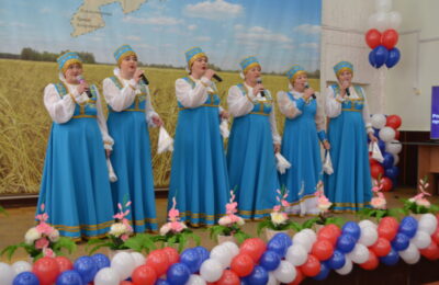 Ермаковской вокальной группе «Сударушка» 20 лет