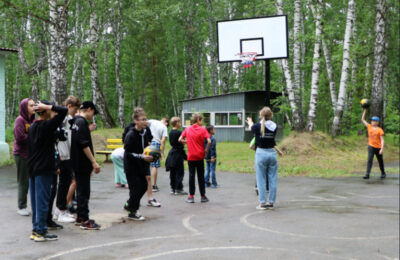 Более 1000 детей из семей работников предприятий ОПК отдохнут в лагерях Новосибирской области