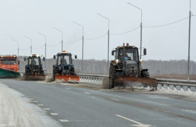 В Новосибирской области автопарки обновляются снегоуборочной техникой
