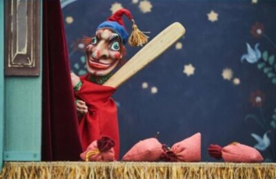 Спектакль «Про Петрушку» покажут артисты Новосибирского театра кукол в Индии