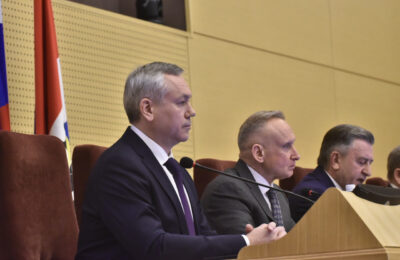 Отчёт губернатора Новосибирской области о работе правительства одобрили депутаты Заксобрания