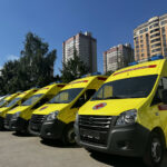 Службе скорой медицинской помощи Новосибирска вручили ключи от 35 спецавтомобилей