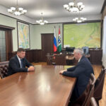 Андрей Травников провёл рабочую встречу с главой города Обь Сергеем Синяевым