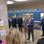 В Новосибирском метро начал курсировать поезд финансовой грамотности