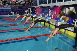 На соревнованиях «Золотая ласта» новосибирцы завоевали 15 медалей