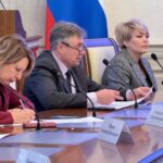В региональном правительстве обсудили семейное обучение в Новосибирской области