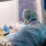 Врач-бактериолог: устойчивость к антибиотикам из-за нарушения режима приема лекарств