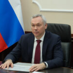 Губернатор Андрей Травников ответил на вопросы жителей области