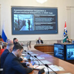 Андрей Травников: Мы создали уникальную систему доставки помощи в зону СВО