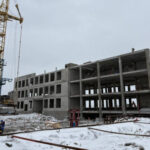 Новую школу на 825 мест возводят в Новосибирске