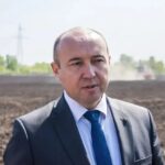 В Новосибирске губернатор объявил об отставке министра Андрея Шинделова