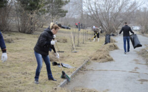 Андрей Травников призвал раньше начать весеннее благоустройство территорий