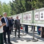 Губернатор Андрей Травников принял участие в празднике Победы