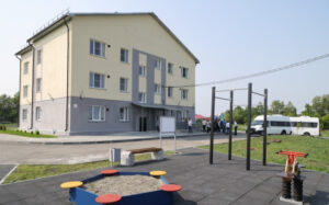 В Новосибирской области продолжают строительство служебного жилья