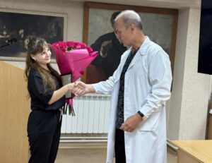 В Новосибирский онкодиспансер пришли два врача после ординатуры по целевому набору