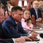 В Новосибирске зимой применят новые противогололедные биореагенты